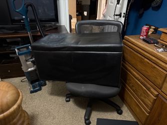 2 storage ottomans.