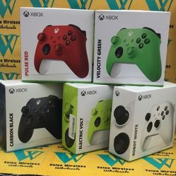XBOX CONTROLLER COMPATIBLE WITH XBOX SERIES X/S AND XBOX ONE