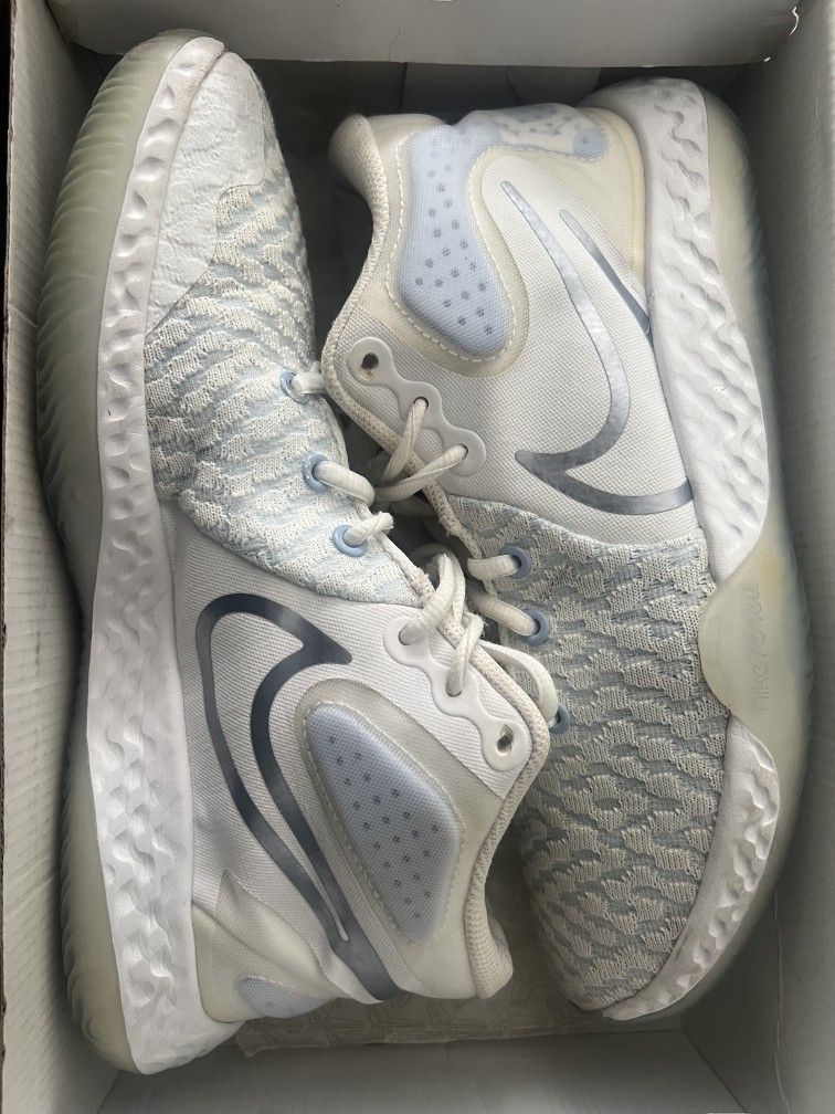 Cheap Nike And Adidas Shoes Size 8.5 And 9