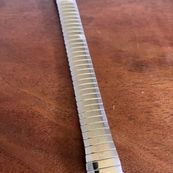 Vintage stainless-steel “Twist-O-Flex” expansion bands/Timex