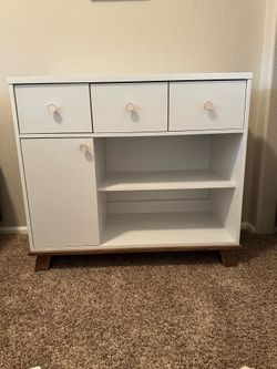 Kids dresser/changing table