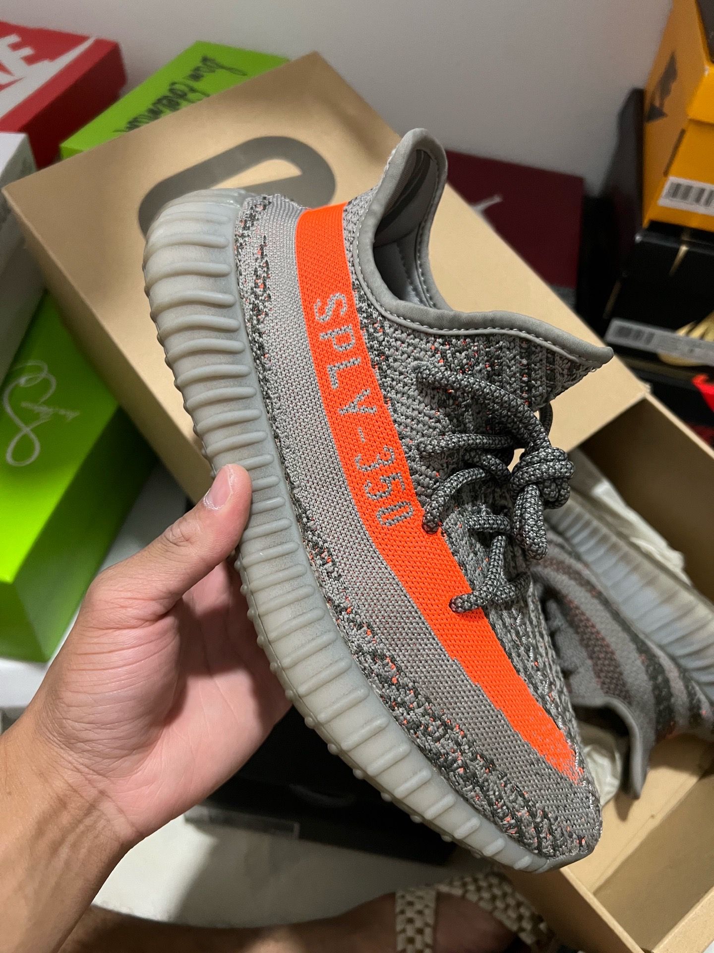Yezzy beluga