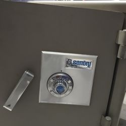 Sentry Safe On Wheels $100obo