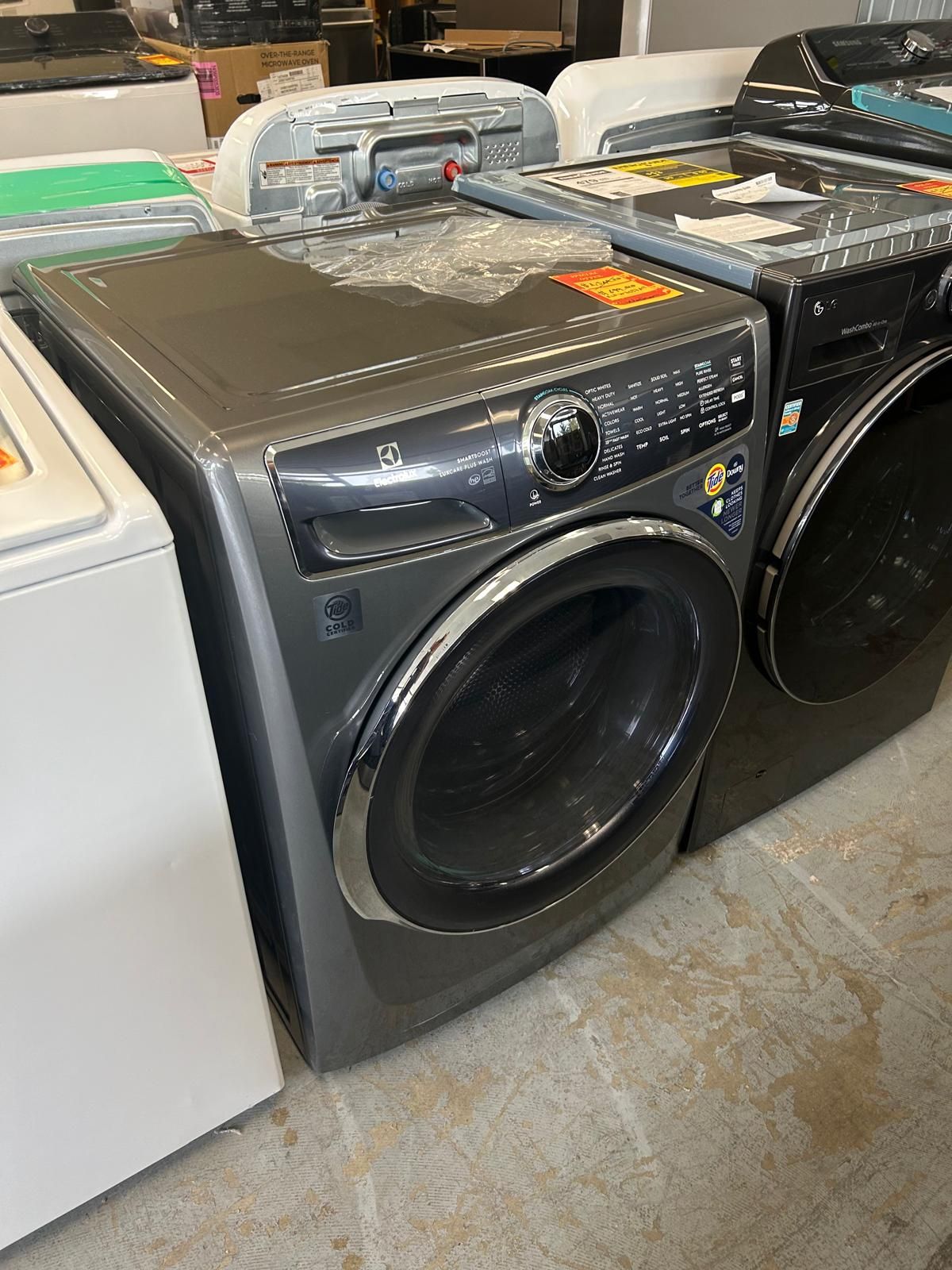 NEW Electrolux Smartboost, Optic Whites and Pure Rinse High Efficiency Stackable Steam Cycle Medium Front-Load Washer ( Titanium ) ENERGY STAR