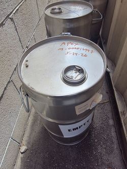 UN rated 15 gallon stainless steel closed top drum