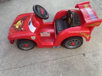 Electric mini car for toddlers 2+ “Lightning MacQueen “ USED