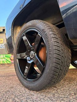 22x9 VCT Rims And Tires 305/40/22 