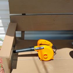 Leaf Blower 