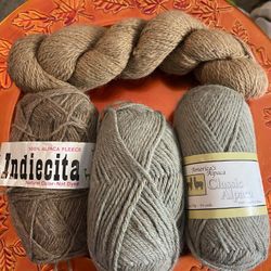 100% Pure Alpaca Yarn, 4 Skeins
