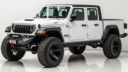 2025 Jeep Gladiator