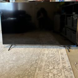 Samsung Smart TV 65” With Wall Mountbatten Included , In Perfect Condition 