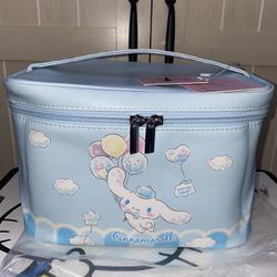 Cinna Makeup Bag XxSanrio