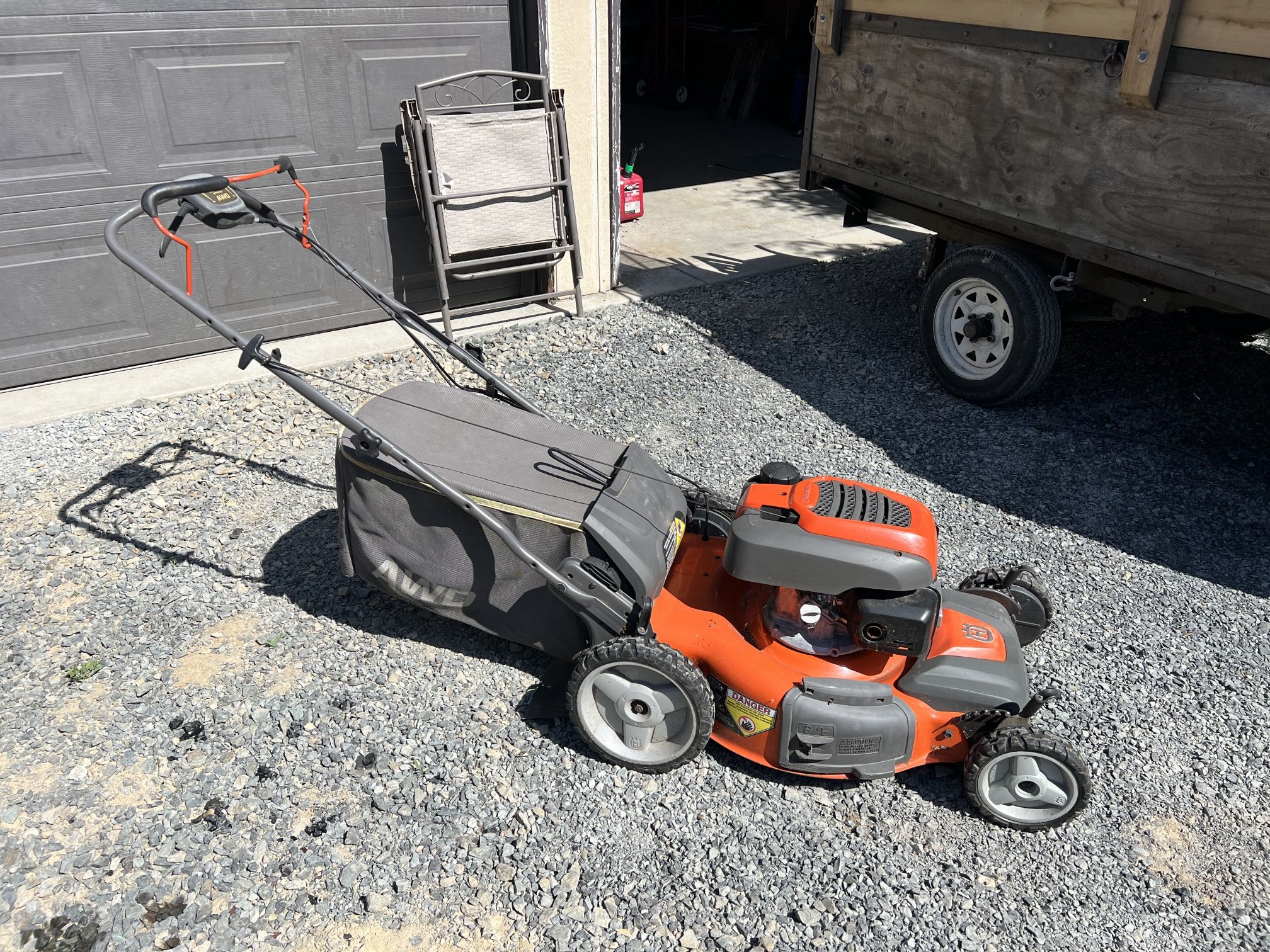 Husqvarna/Honda Self Propelled Lawnmower