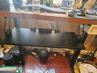 Free under desk keyboard shelf