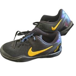 Nike Kobes size 3Y