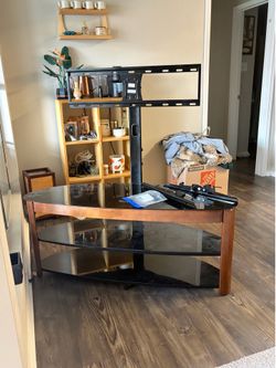 TV Stand / Entertainment center