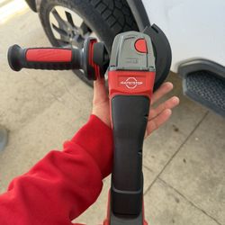 Milwaukee 41/2-5 Inch Grinder 