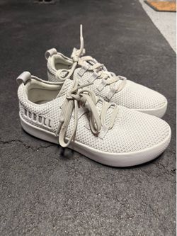 Size 8 tennis NOBULL and Lacoste female