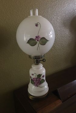 Antique gone with the wind lamp