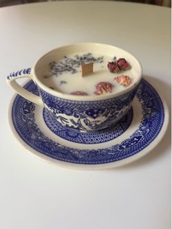 Hand-poured Lavender & Rose Scented Teacup Candle