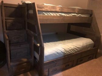 Bunk bed ,full size and twin size wirh Mattress