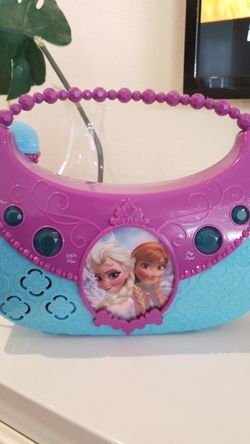 Disney FROZEN sing along boom box w/ microphone & MP3 /phone hookup