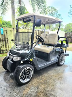 48v LITHIUM Ezgo RXV Golf Cart (23mph)