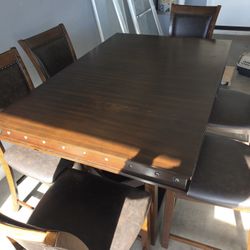 7-Piece Solid Wood Dining Table Set – Table + 6 Chairs (Great Condition)