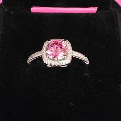 Stunning Pink Diamond Ring