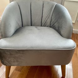 Cute velvet chair