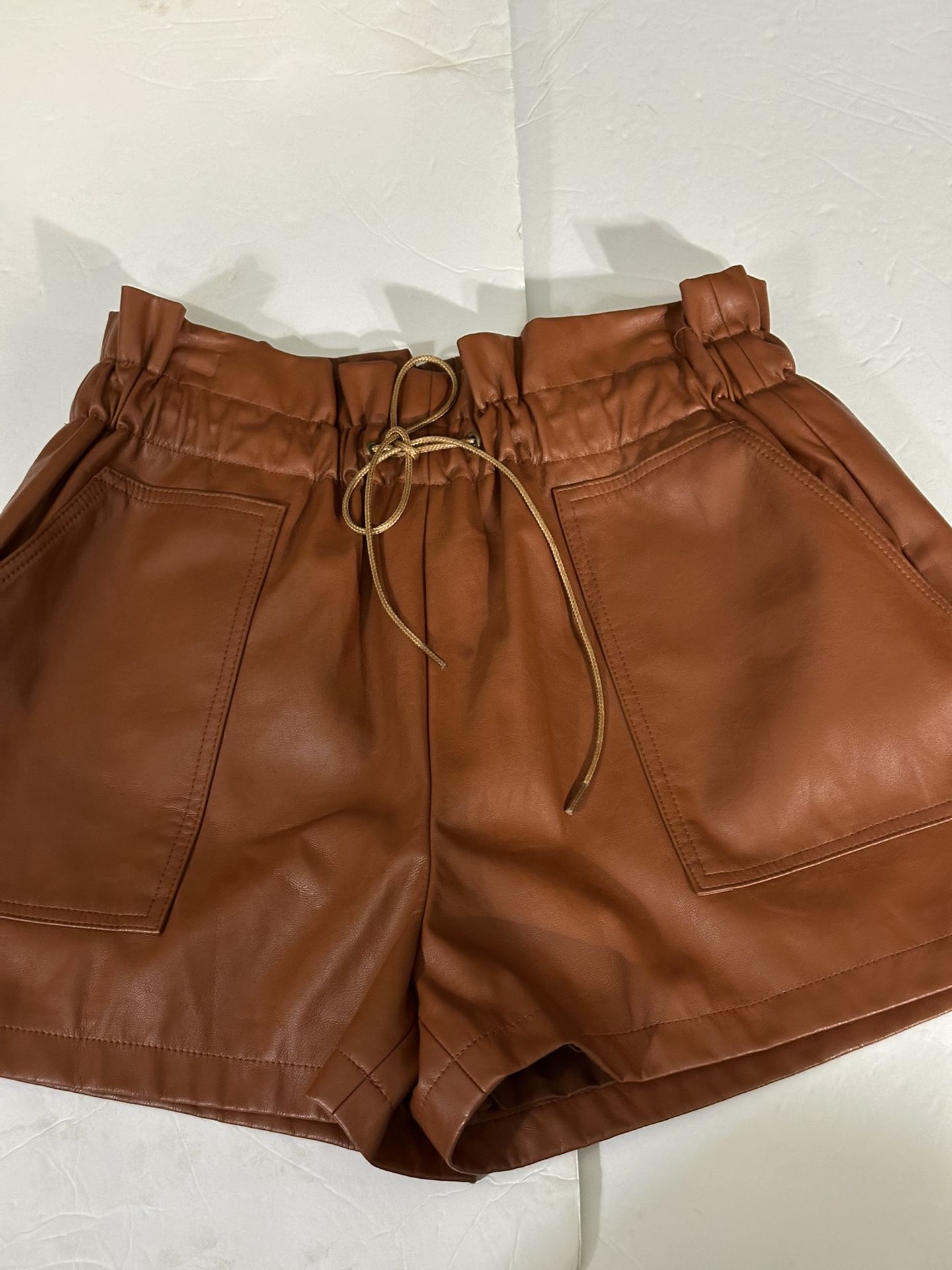 Whiteroom & Cactus New  Faux Leather Shorts Paperbag Waist Size M Dark Tan 2 1/2” Inseam  