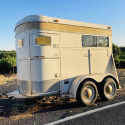 1979 Miley Two Horse trailer 