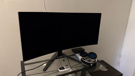 Alienware AW3423DWF 34” Curved QD-OLED Gaming Monitor – Excellent Condition