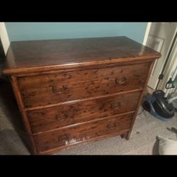 Dark wood 3-drawer dresser
