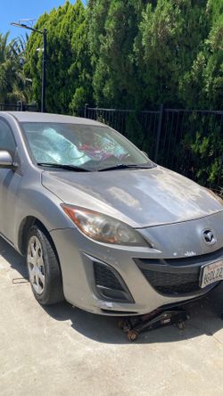 Mazda 2011