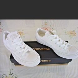 Converse shoes & t-shirt LOT. Women Shoes Or Men's Shoes. BRAND NEW. Unisex size 5.5 Womens / 3.5 Men's. Chuck Taylor All Star Sneakers