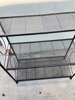 Plant stand