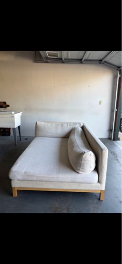 Free “Interior Define” Chaise