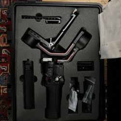 DJI RS 3 Gimbal Stabilizer