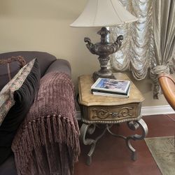 Accent Table /End Table