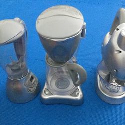 Pottery Barn Kids Mini Kitchen appliances