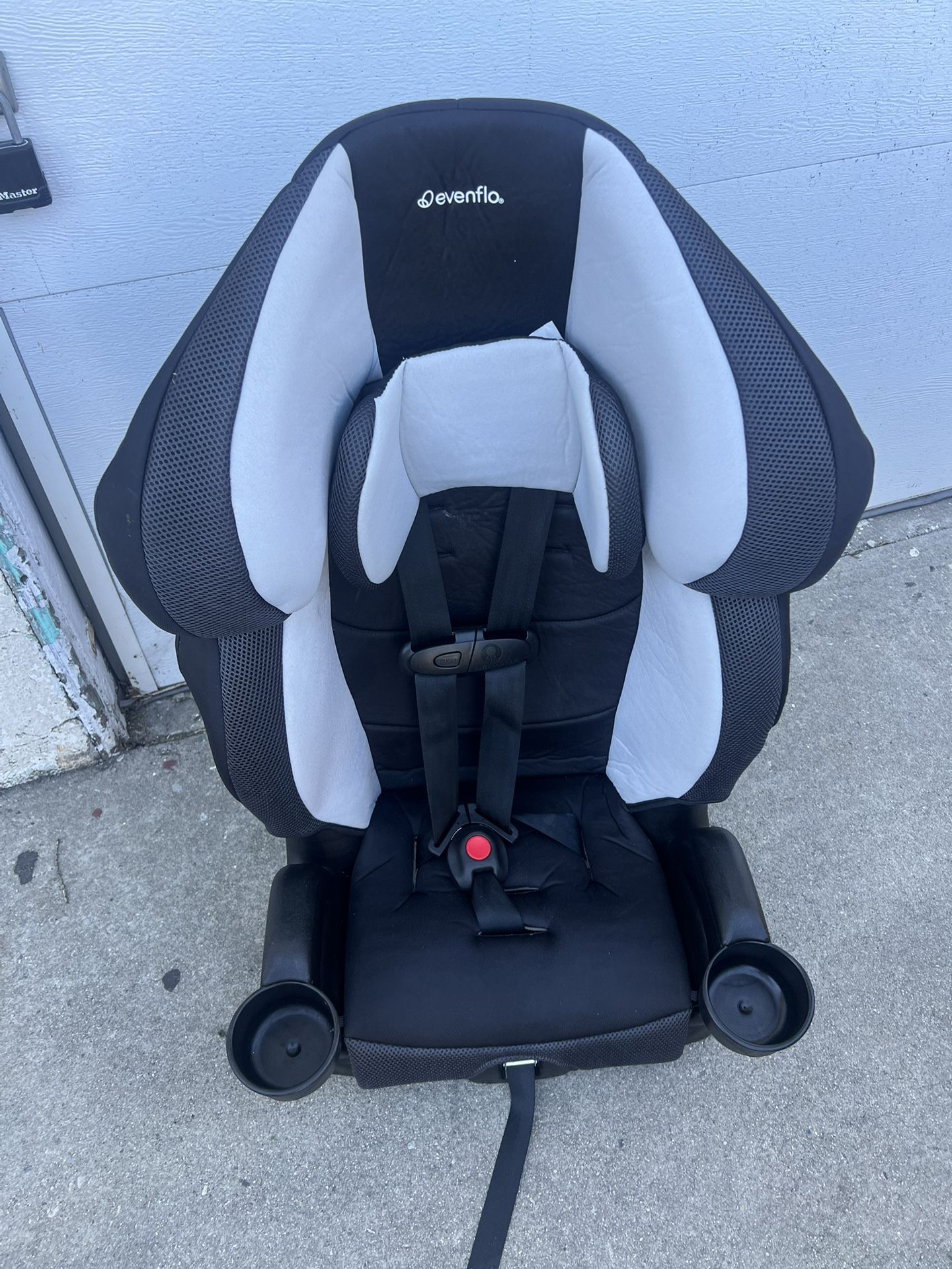 EVENFLO BOOSTER CAR SEAT
