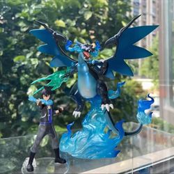 M Charizard Pokémon Action Figure 