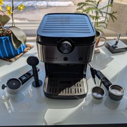 20 Bar Expresso Maker w/ Coffee Pod Organizer 