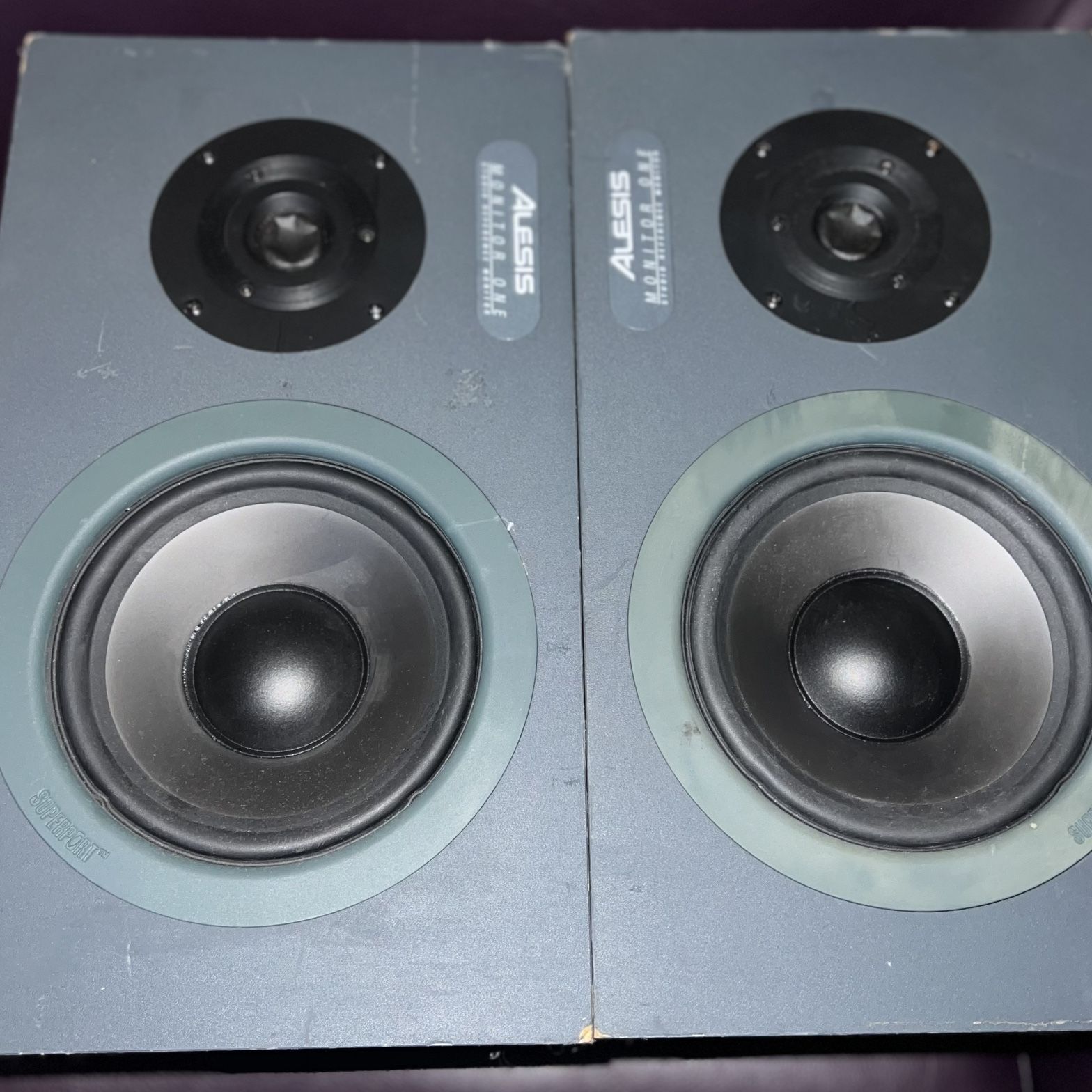 ALESIS Monitor One MKII: うなむの雑記帳