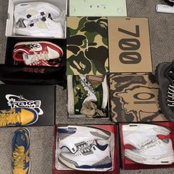Bapestas, Jordan’s, Dunks, Yeezy, Oakley & More Shoe Lot