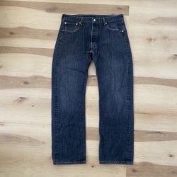 Black Levi's 501 straight leg jeans size 36 x 32  