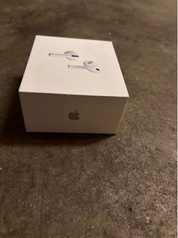 Apple Airpod pro 3 *brand new* **Never Old!i