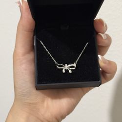 Jared silver diamond ribbon necklace