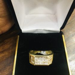 18 KT diamond Ring W 1.5ct Diamond